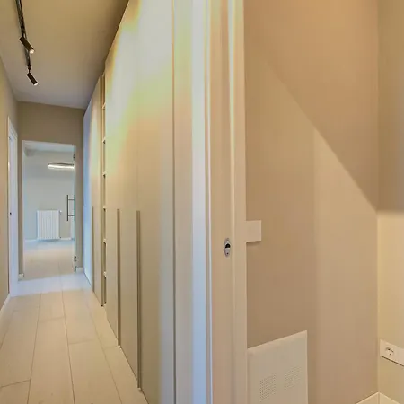 Viktor House - 100 Mt Near - Happy Apartment Salo